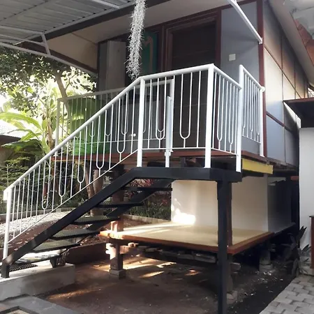 Manuh Guest House Nusa Dua  Exterior photo